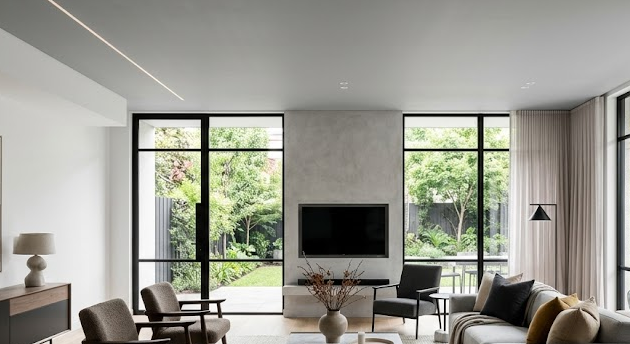 Elegant Cream Ceiling